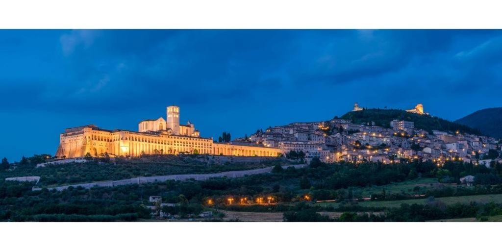 Cuore Di Francesco Villa Santa Maria Degli Angeli  Exterior photo